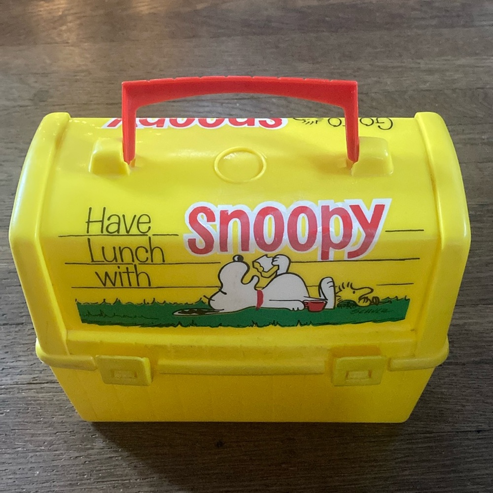 Vintage Snoopy Lunch Box